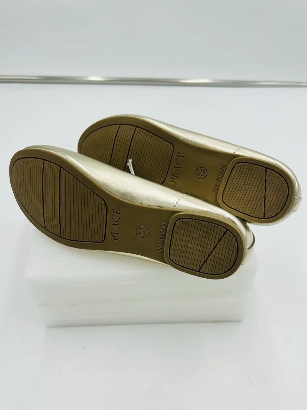 Children's Place Gold Ballet Flats Big Girl's Size 13 Scalloped Edge Shoes NEW